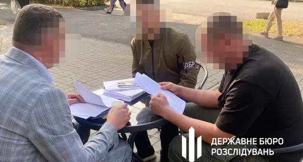 В Запорожье офицер ТЦК изъял автомобили преприятия на 11 млн гривен якобы на нужды армии