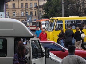 В городе ремонтируют 20 дорог 