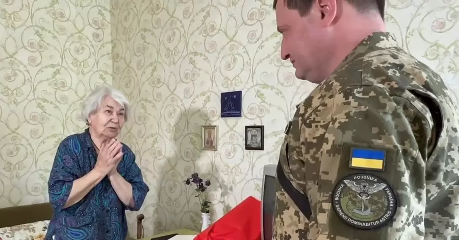 81-летняя лучанка, которая с каждой пенсии донатит на дроны, получила награды от ГУР 