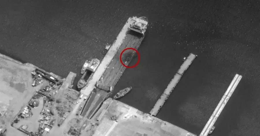 В ВСУ подтвердили удары ракетами ATACMS по Керченской переправе, ее работа заблокирована 