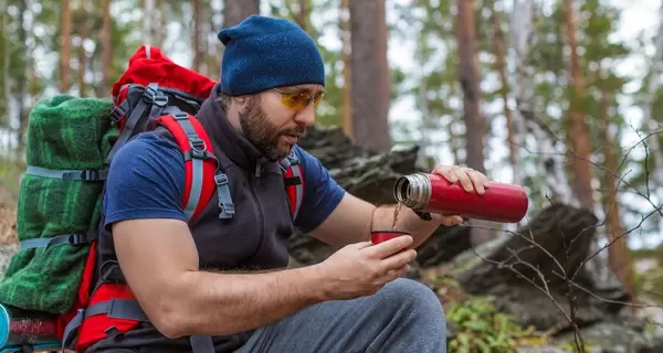 Корисні енергетики: напій із женьшеню заспокоїть нерви, а лимонник підсилить увагу