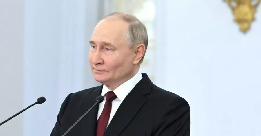 Путін заявив, що РФ не виводитиме війська з України для переговорів