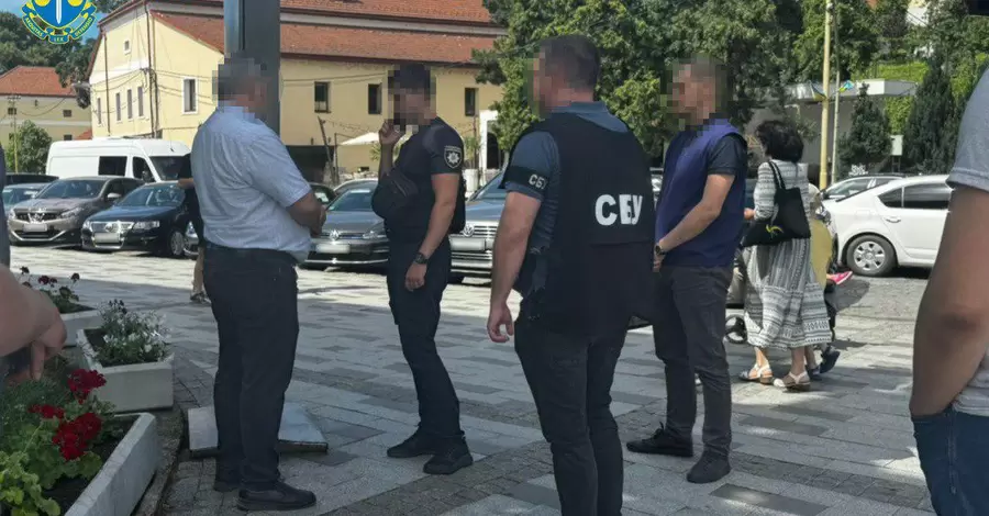 В Ужгороде депутат за взятку помогал желающим получить отсрочку от мобилизации