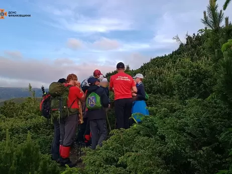 На Івано-Франківщині семеро дітей заблукали в горах