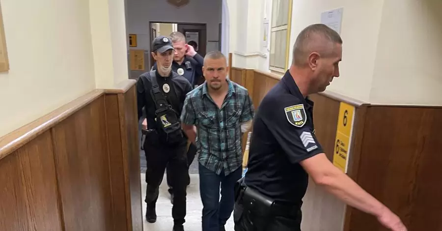 Охранника Тищенко, участвовавшего в нападении на экс-военного в Днепре, отправили под стражу без права залога