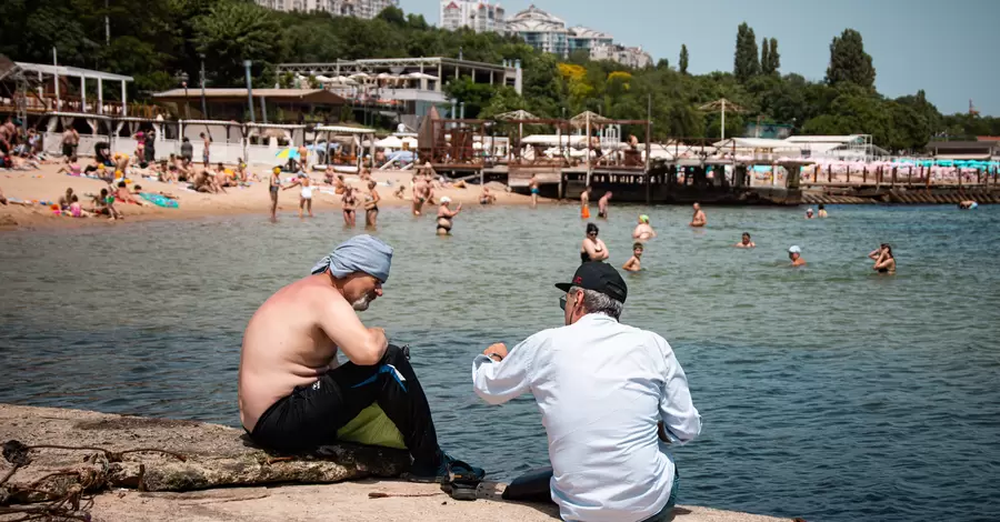 Курортный сезон в Одессе в разгаре – для купания открыли еще четыре пляжа