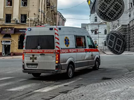 Росіяни скинули КАБи на центральні райони Харкова, є поранені