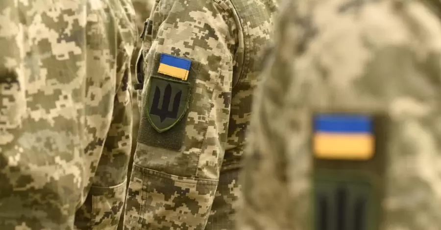 Речник Міноборони розповів, хто може підписати річний контракт з ЗСУ