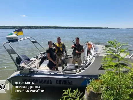 Українець намагався перетнути кордон на підводному скутері в стилі Джеймса Бонда