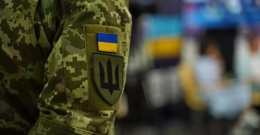 На Львівщині у військовому містечку лейтенант напав на солдата з ножем