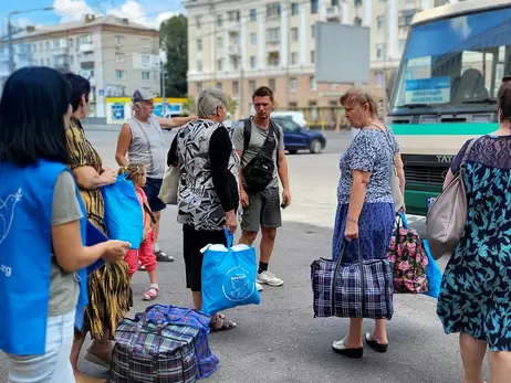 Щодня з Покровська виїжджає до  600 людей, у жителів є два тижні на евакуацію 