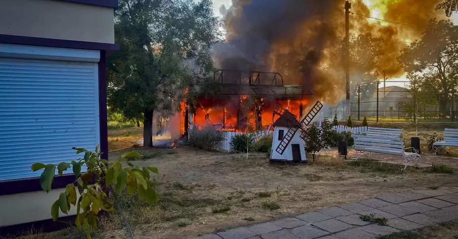 У Запорізькій області росіяни завдали удару по дитячому кафе, поранено чотирьох дітей