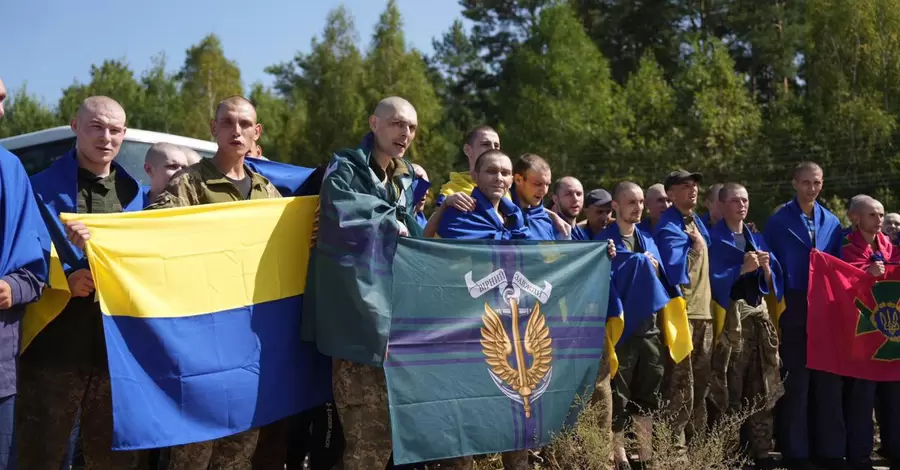 Україна повернула з російського полону 115 військових, серед них - терміновики, захисники Маріуполя та Чорнобильської АЕС