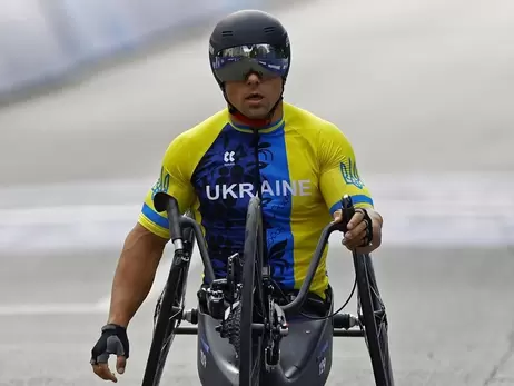 Україна виборола історичну медаль Паралімпіади з гендбайку