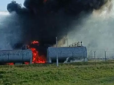 В Белгородской области горят цистерны с топливом, а в Воронежской двое суток детонируют боеприпасы