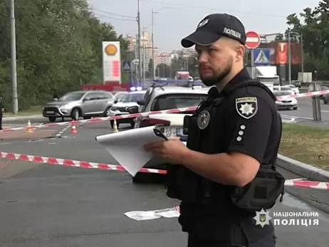 Поліція затримала чоловіка, який у Києві на заправці розстріляв водія авто