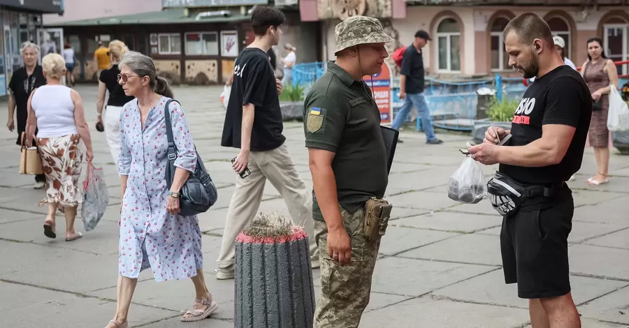 Мобілізація до 25 і після 50 років: 7 запитань про директиву Командування Сухопутних військ