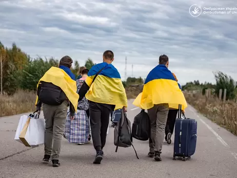 Україна повернула з Росії та окупації ще 9 дітей та 20-річного юнака