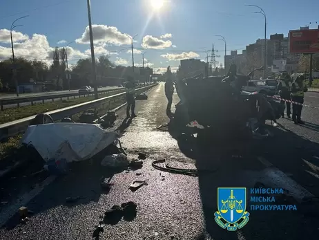 Водію автобуса, який спричинив масштабну ДТП в Києві, оголосили підозру