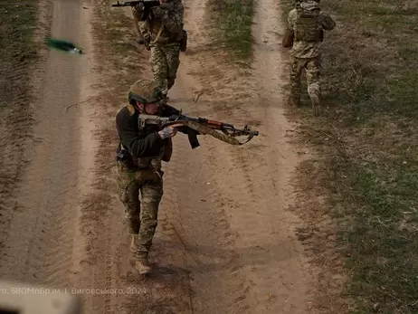 Третьокурсники вишів пройдуть обов'язкову військову підготовку - у Міносвіти запевняють, що це не пов'язано з мобілізацією