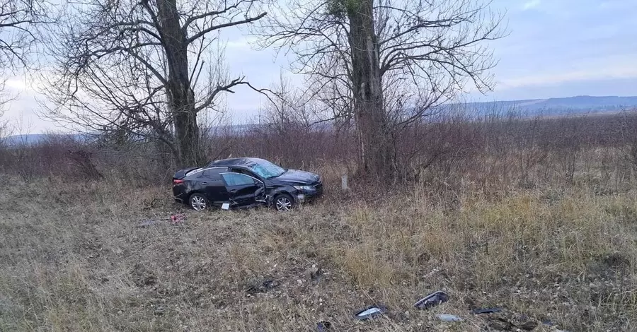 У Львові водійка автівки, що кілька разів перевернулася, не отримала жодної подряпини