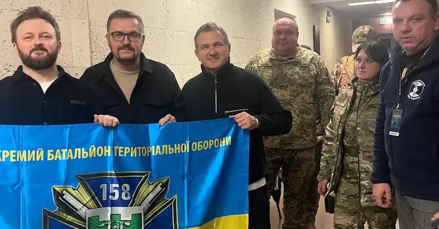 На концерті Пономарьова та Хоми у Черкасах військовий зробив пропозицію своїй дівчині