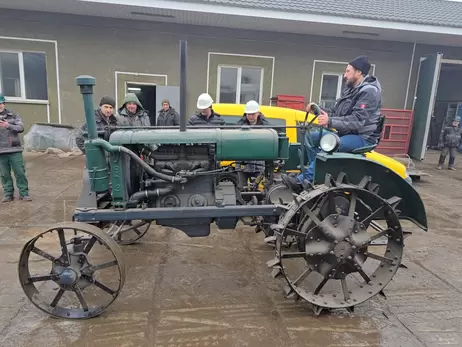 На Вінниччині відреставрували 100-літній  трактор 