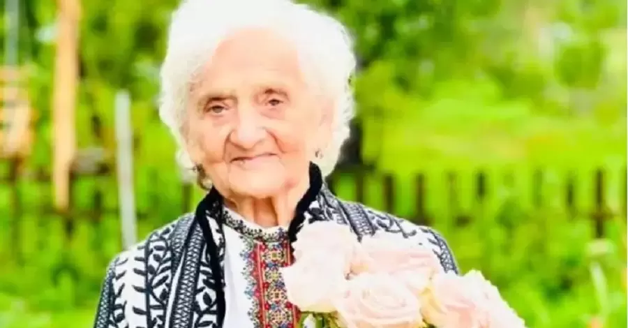 Умерла 101-летняя связная УПА Ангелина Паламар, которую наградил Буданов