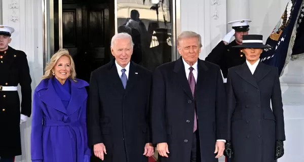 Меланія Трамп та Джилл Байден зустрілися на ґанку Білого дому - цього разу обійшлося без подарунків