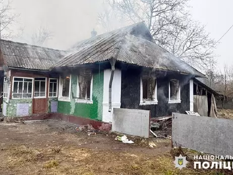 В Хмельницкой области в результате пожара погибла 2-летняя девочка, за жизнь 5-месячного брата врачи