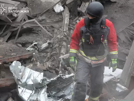 У Запоріжжі дістали з-під завалів тіло останньої жертви масованої атаки РФ