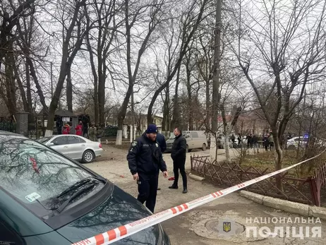 В результате взрыва возле ТЦК в Каменце-Подольском есть погибший и раненые