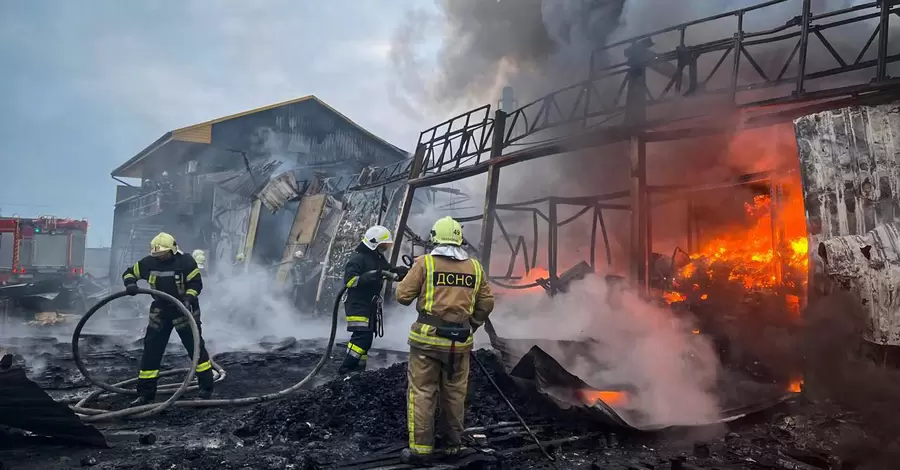 У центрі управління відходами під Фастовом спалахнула масштабна пожежа