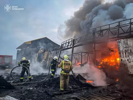 У центрі управління відходами під Фастовом спалахнула масштабна пожежа