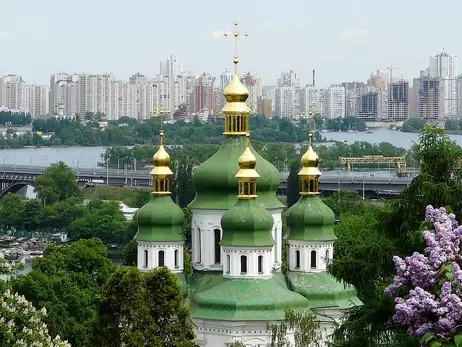 У церкві Видубицького монастиря у Києві сталося задимлення