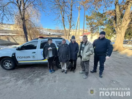 Полиция повторно спасла семью, которая вернулась в Гуляйполе с эвакуации и получила ранения при обстрелах РФ