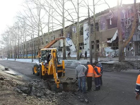 У Миколаєві внаслідок атаки “шахедів” пошкоджено ТЕЦ, 100 тисяч людей без тепла