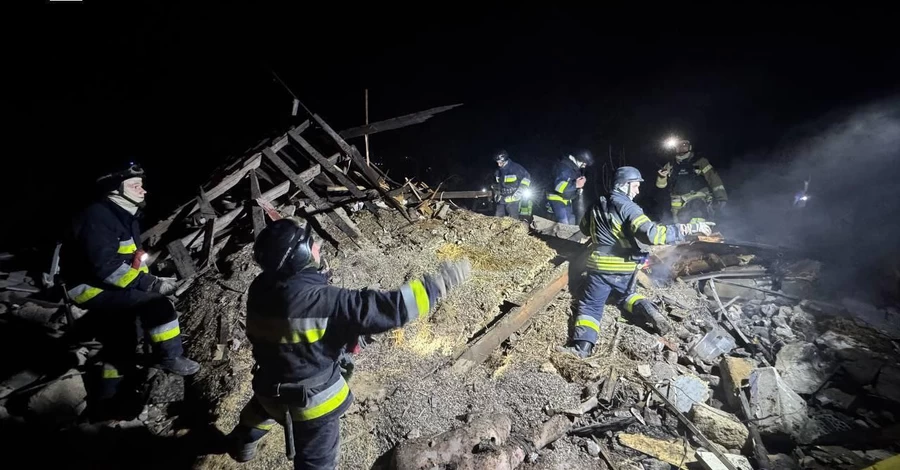 Во время ночной атаки на Запорожье погибла целая семья