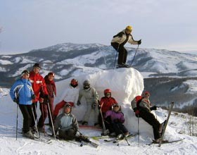 Куда сбежит на Новый год от кризиса честной народ 