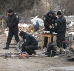 Ходят слухи, что под обломками взорванного здания в Евпатории найдено 