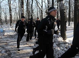 Из-за снега «Шахтер» убегает в Англию  