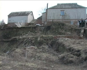 Купянску снова грозят оползни 