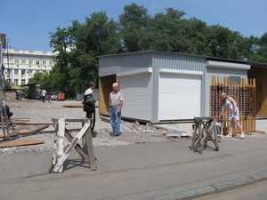 Вместо суперотеля на Пастера вырос... «пятизвездочный» базар 