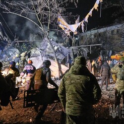 Зруйнована російською ракетою багатоповерхівка в Краматорську. Фото: t.me/pavlokyrylenko_donoda