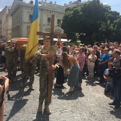 Мирослава Бзикадзе/Коротко про