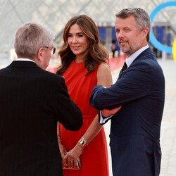 Король Данії Фредерік і королева Марія Фото: Louvre Arturo Holmes/Pool via REUTERS